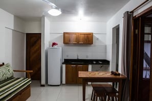 Apartment, 1 Bedroom | Free WiFi, bed sheets - Pousada Arpoador Flat (Itacaré)