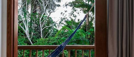 Wi-Fi de cortesia, roupa de cama