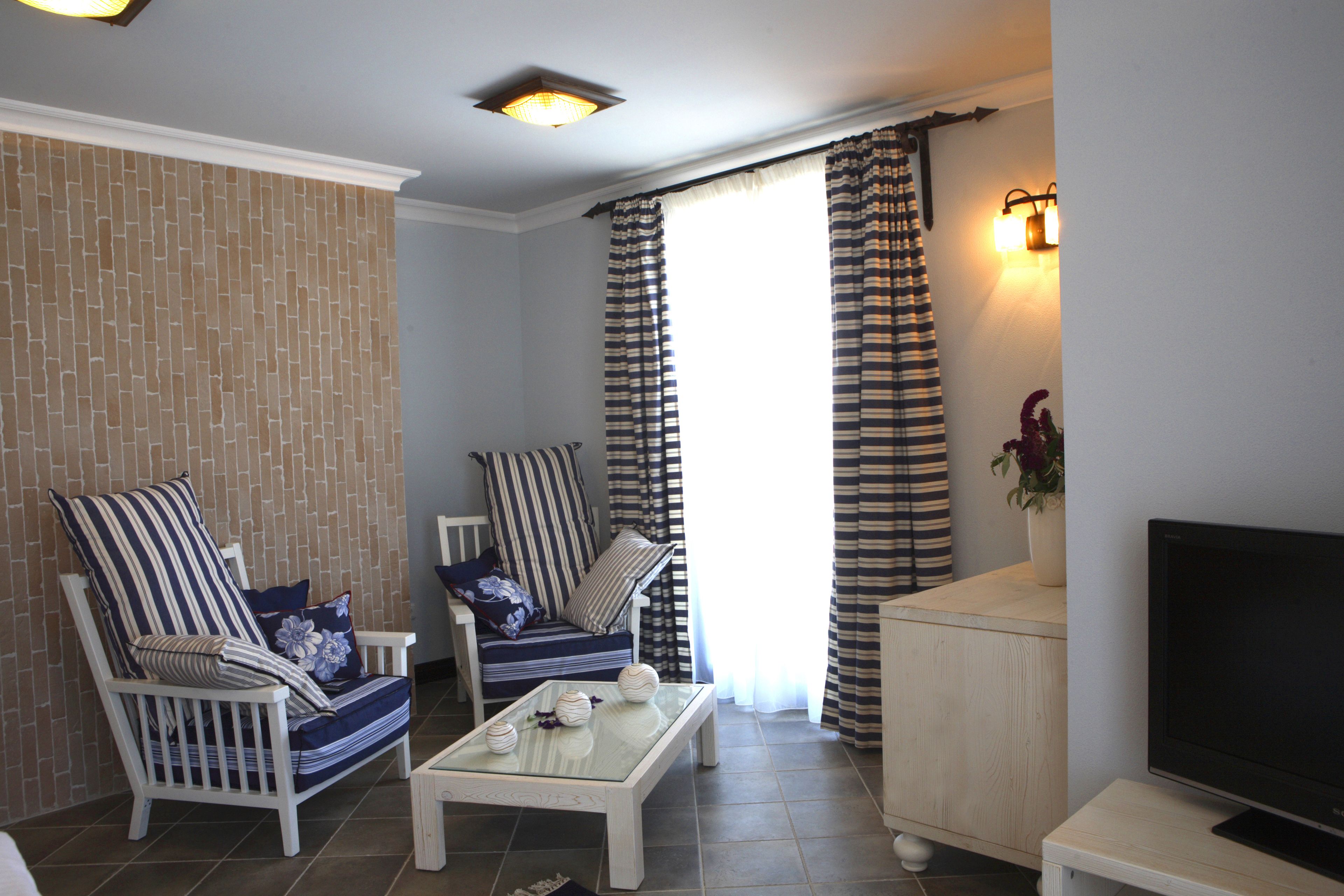 deluxe double room, balcony, partial sea view | 1 bedroom, soundproofing, free cots/infant beds, free wifi