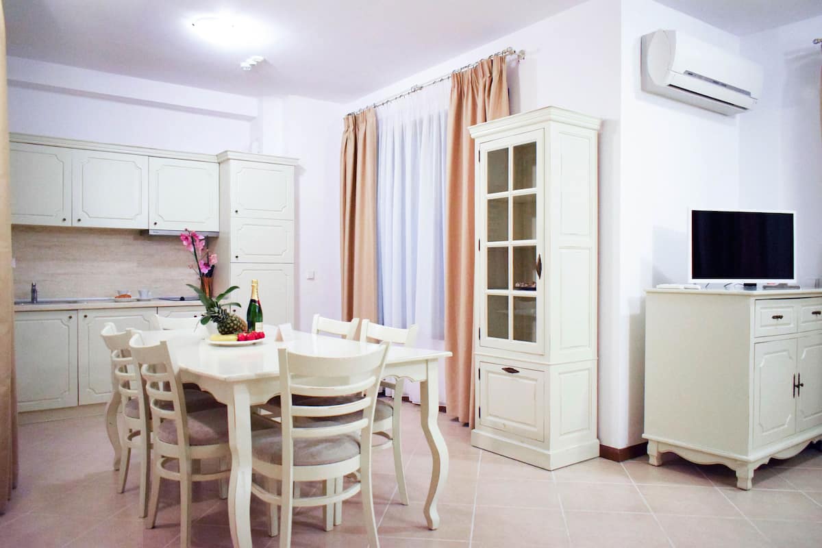 In-room dining