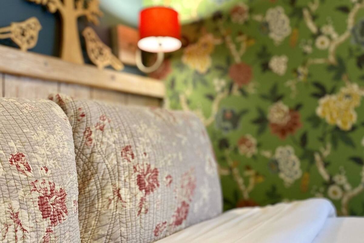 Economy Double Room, 1 Double Bed, Garden View | Premium bedding, individually decorated, individually furnished