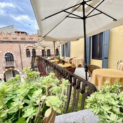 Hotel Aurora