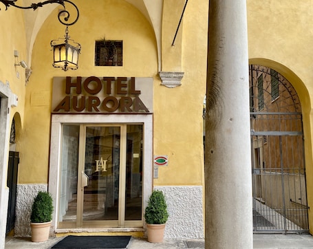 Hotel Aurora