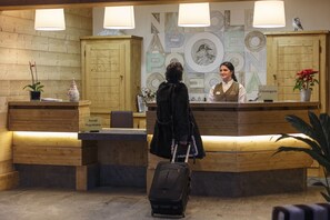 Check-in/check-out kiosk