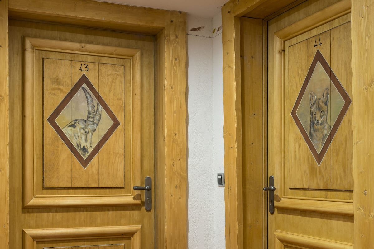 Studio | Soundproofing, free cribs/infant beds, free WiFi, bed sheets