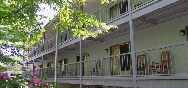 Exterior - Four Seasons Inn (Maggie Valley)