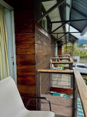 标准房, 阳台 | 客房内保险箱、免费 WiFi、床单
