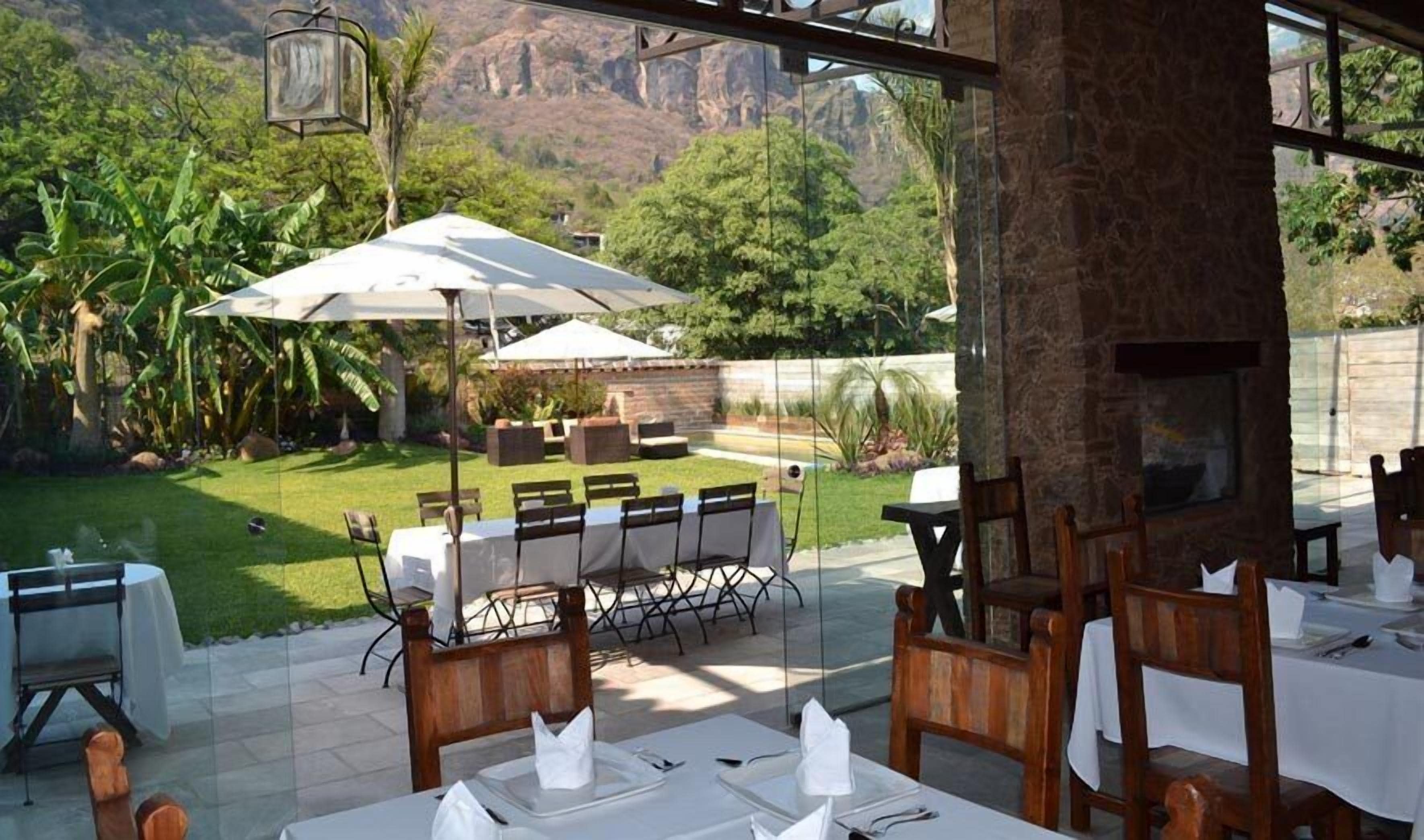 Se sirven desayunos, comidas, cenas y cocina mexicana 