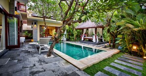 Outdoor pool - Tiga Samudra Villa (Kerobokan)