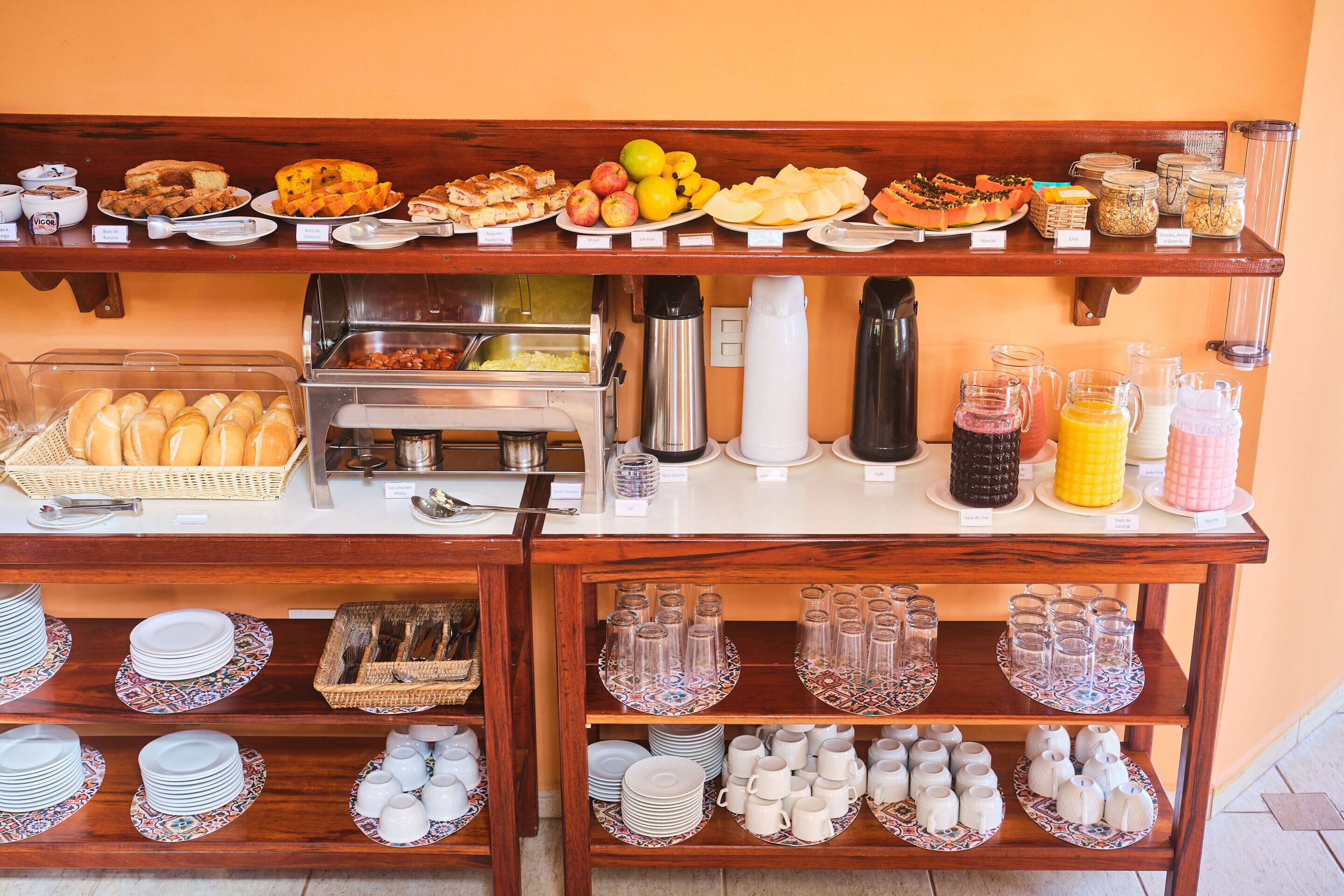 Δωρεάν πρωινό σε μπουφέ καθημερινά 