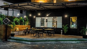 Restaurant - Berry Biz Hotel Powered by Archipelago (Legian)