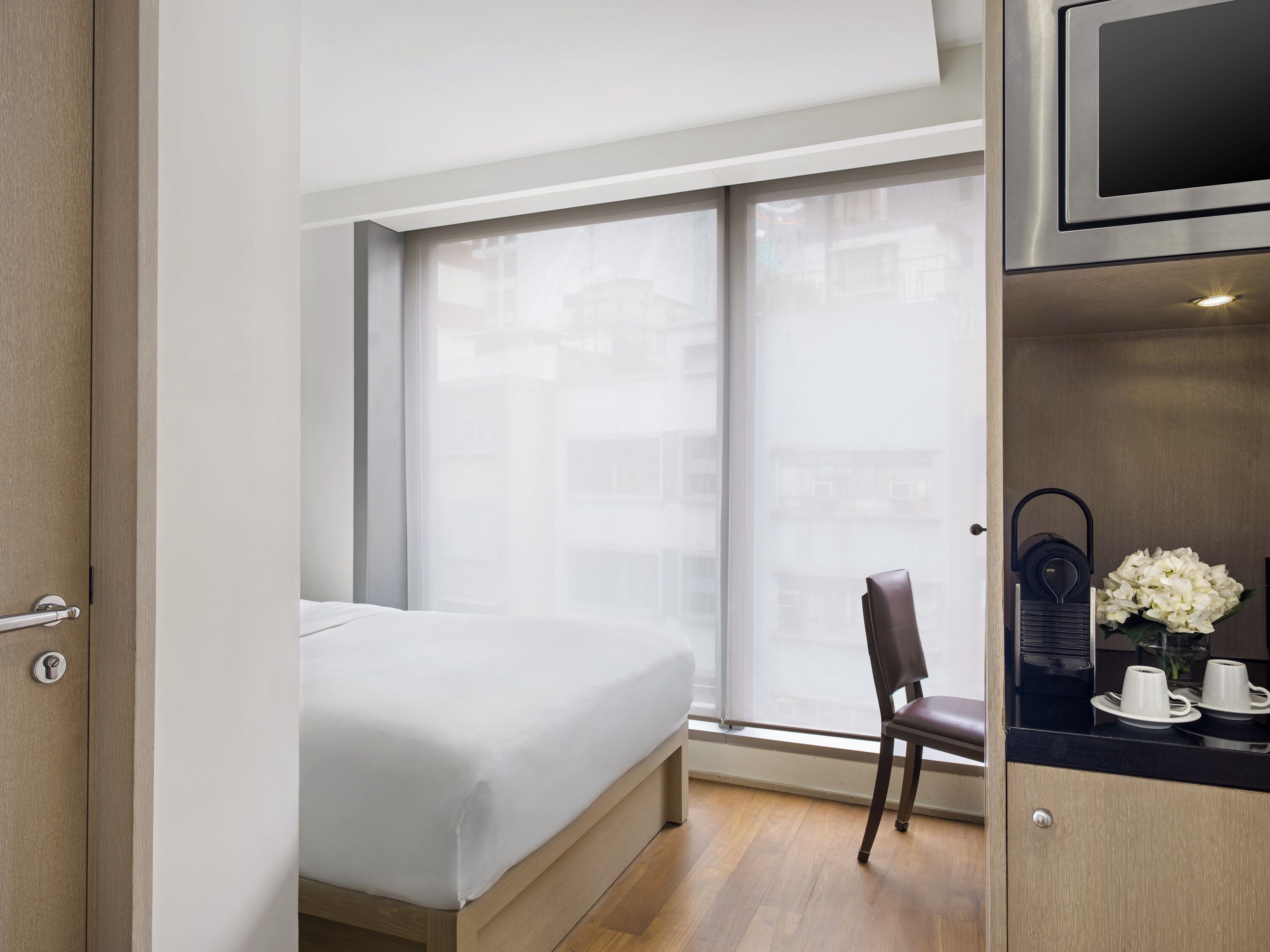意大利 Frette 床單、高級寢具、羽絨被、房內夾萬