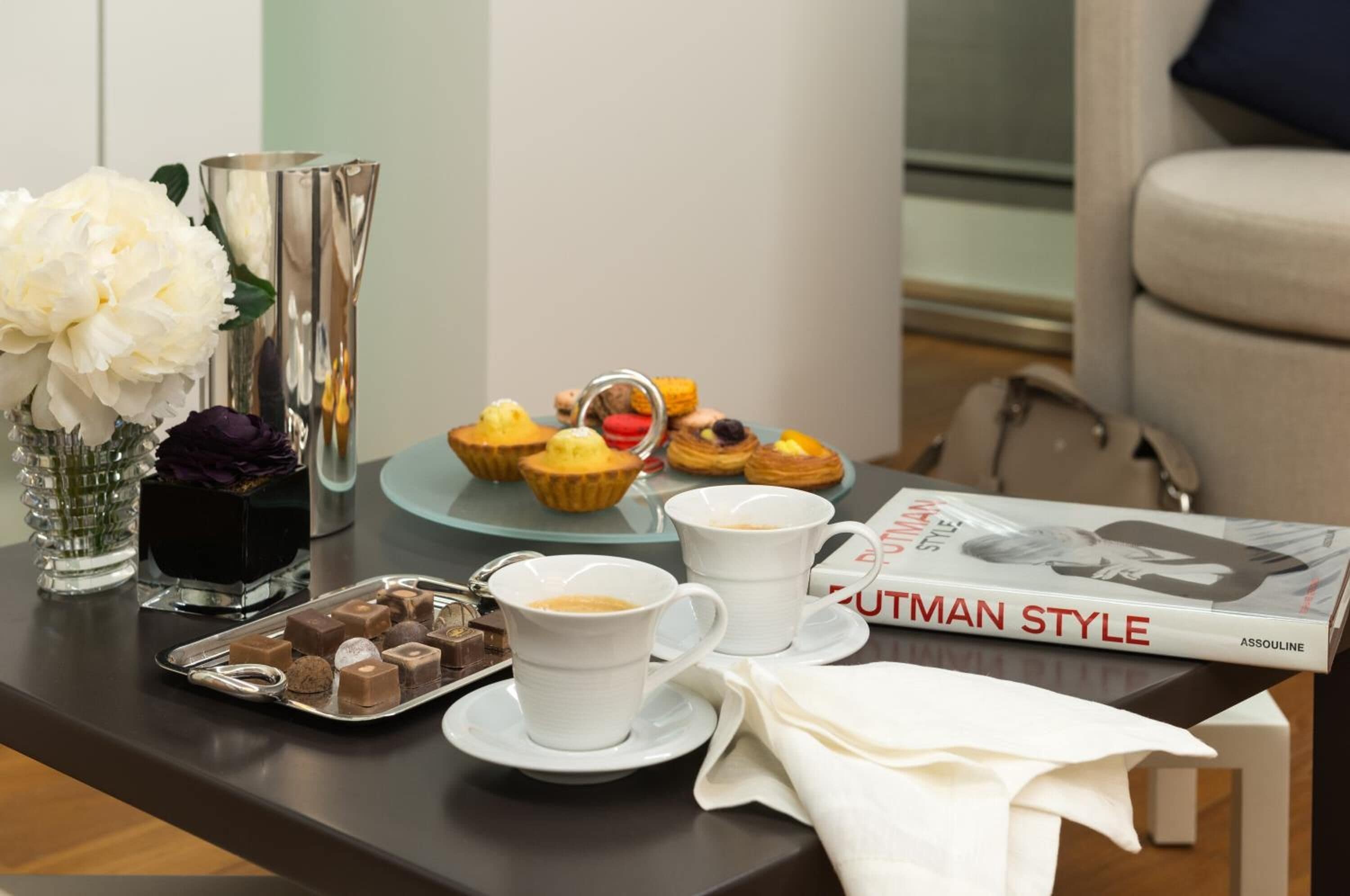 full floor suite | in-room dining