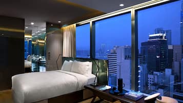 Phòng Suite Deluxe | Bộ trải giường bằng vải Frette của Ý, bộ đồ giường cao cấp