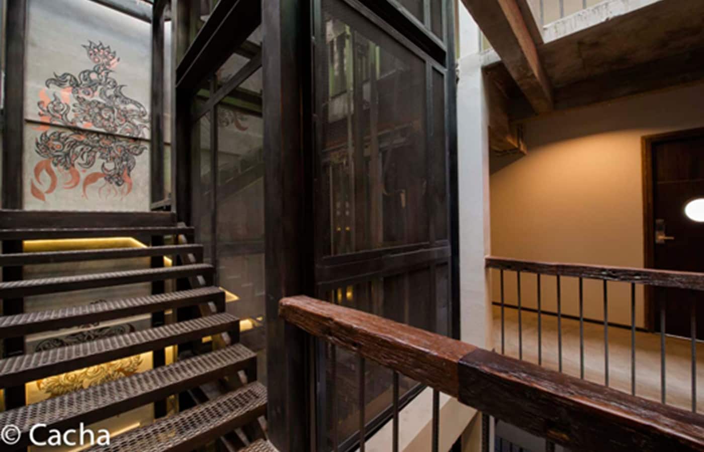 Cacha Hotel staircase
