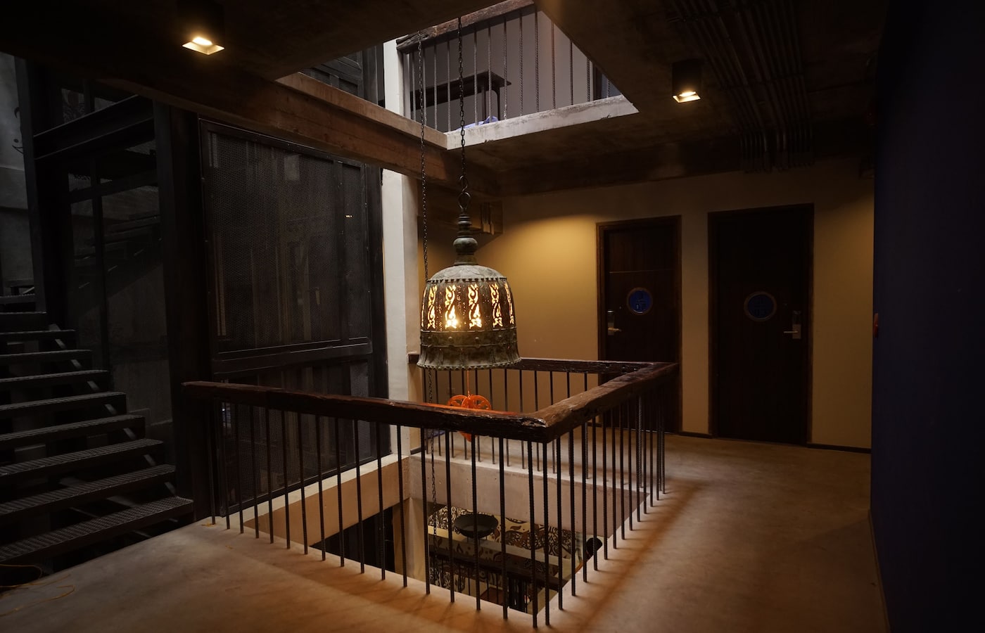 Cacha Hotel common interior space
