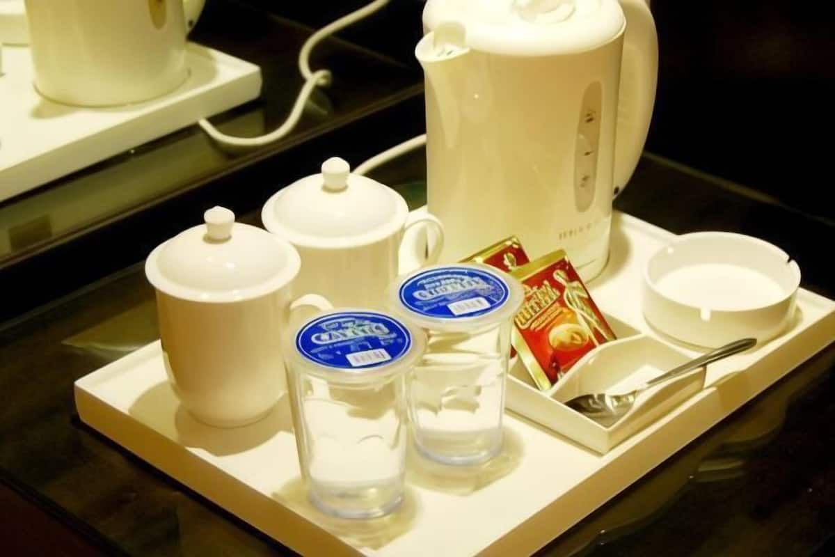 Kaffee und/oder Kaffeemaschine