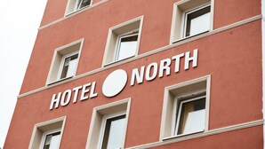 Mặt tiền nơi lưu trú