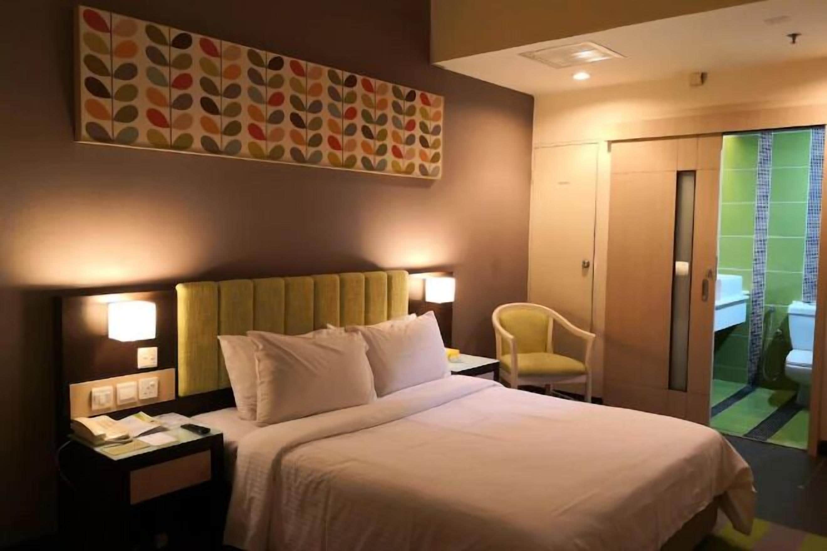 Minibar, in-room safe, blackout drapes, iron/ironing board