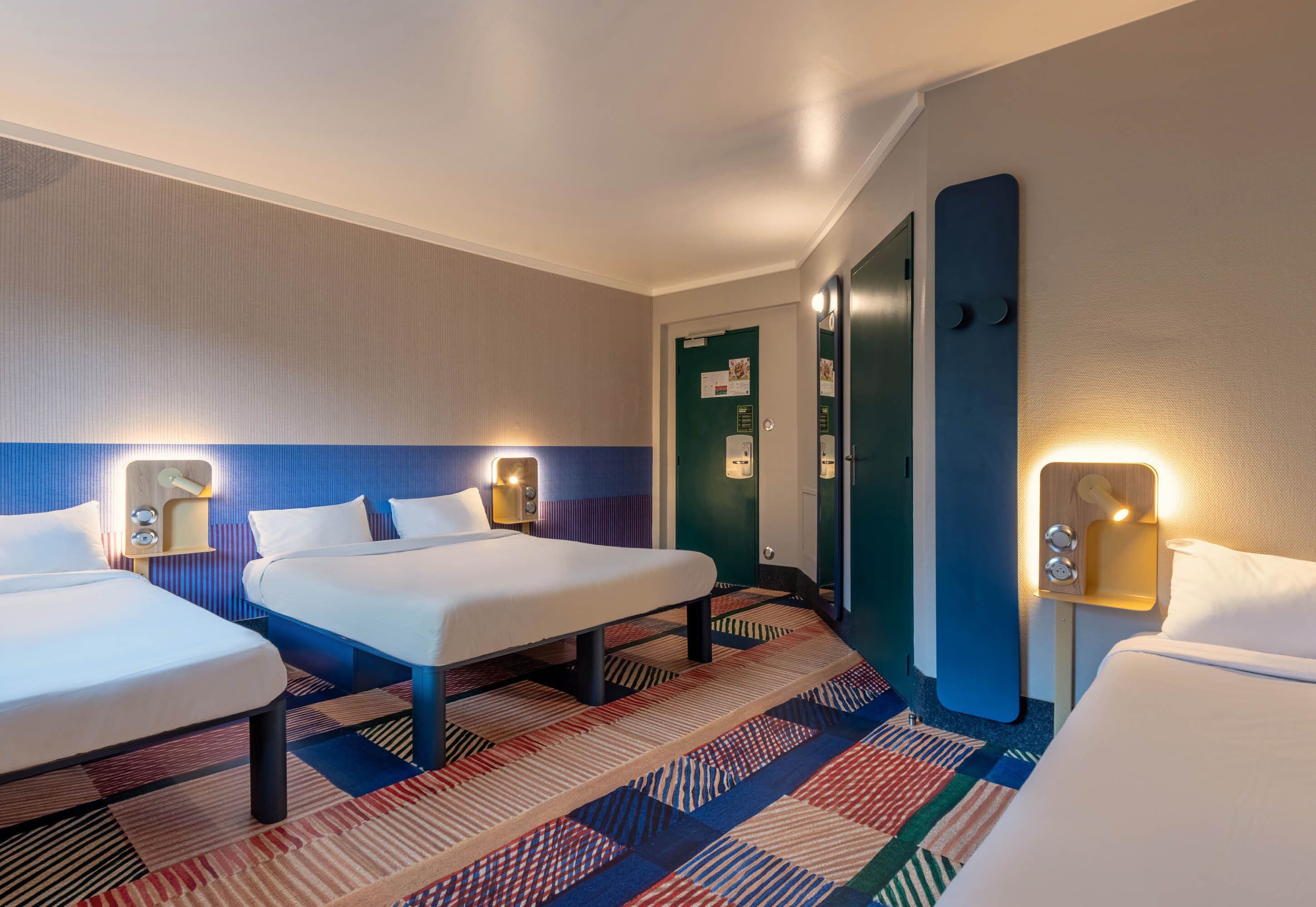 quadruple room, non smoking | premium bedding, desk, blackout curtains, soundproofing