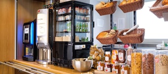 B&B HOTEL Cannes La Bocca Plage