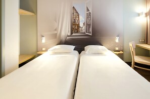 Twin Non-Smoking Room | Premium bedding, desk, soundproofing, free WiFi - B&B HOTEL CHARTRES Le Forum (1) (Le Coudray)