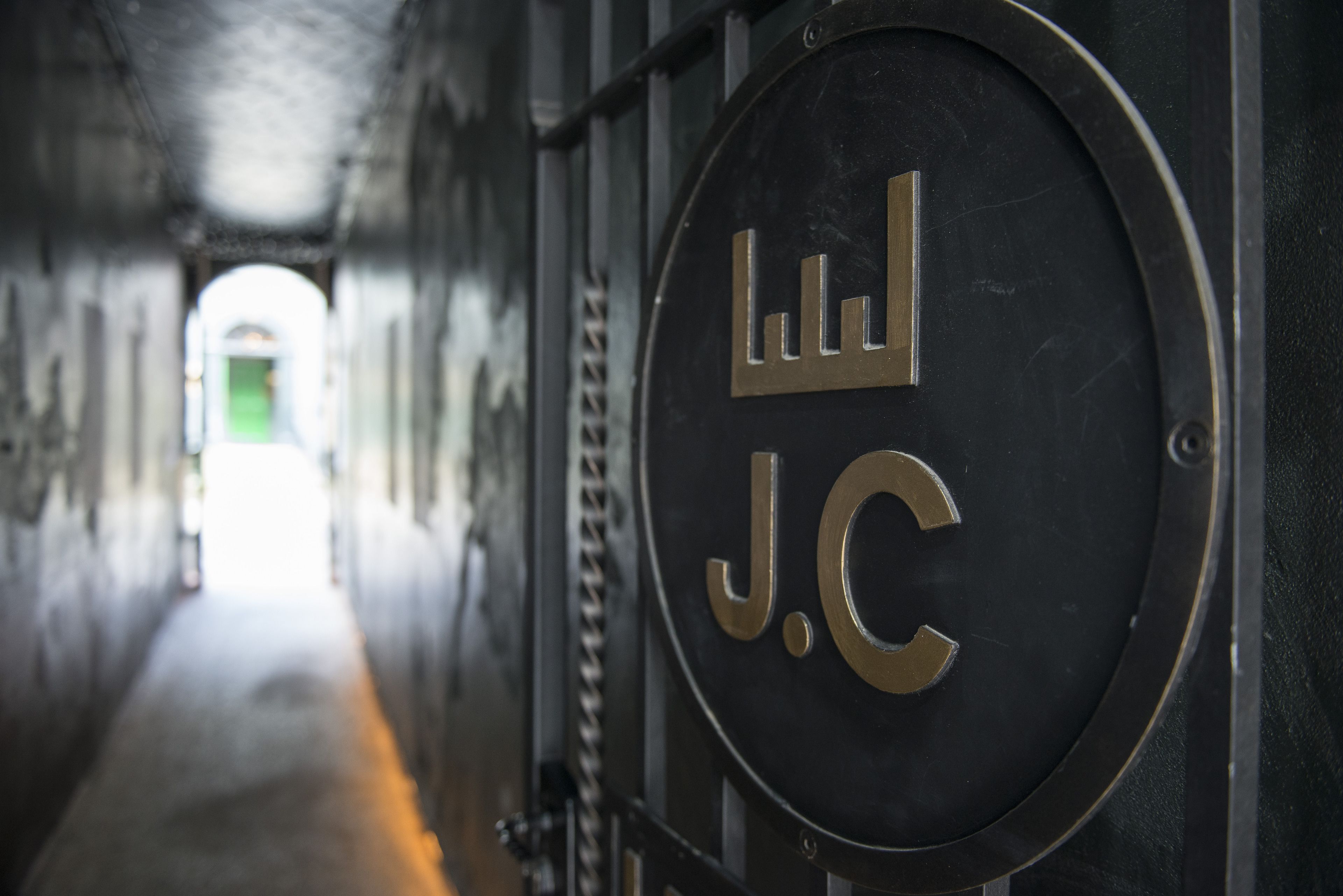 Photo - Judges Court