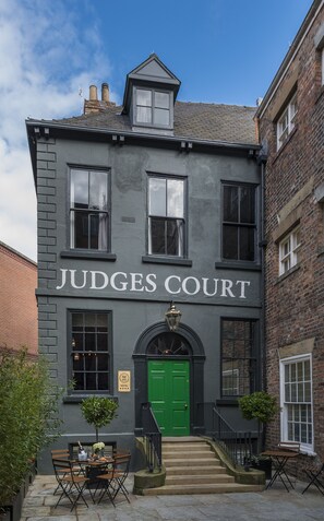 Terrace/patio - Judges Court (York)