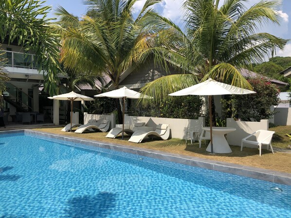 Outdoor pool - Fuuka Villa (Langkawi)