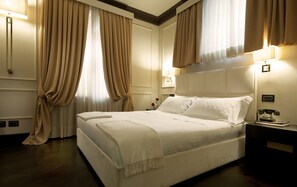 Klassieke kamer | Luxe beddengoed, een minibar, een kluis op de kamer