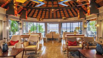 Sala de estar en el lobby