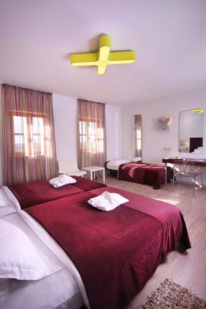 Egyptian cotton sheets, premium bedding, in-room safe, desk - Velanera Hotel & Restaurant (Liznjan)