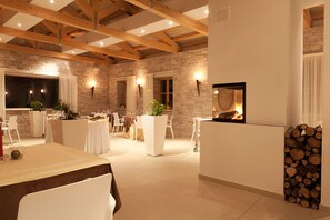 Restaurant - Velanera Hotel & Restaurant (Liznjan)