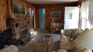 Unclassified image, 5 of 29, button - The Beach House - Only six houses from the beach (Beach Haven)