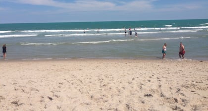 The Beach House - Only six houses from the beach
