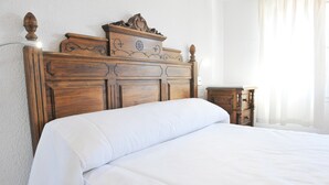 Unclassified image, 4 of 22, button - Hostal Puerto Lepe (Lepe)