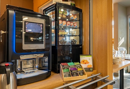 Desayuno buffet todos los días (con cargo)