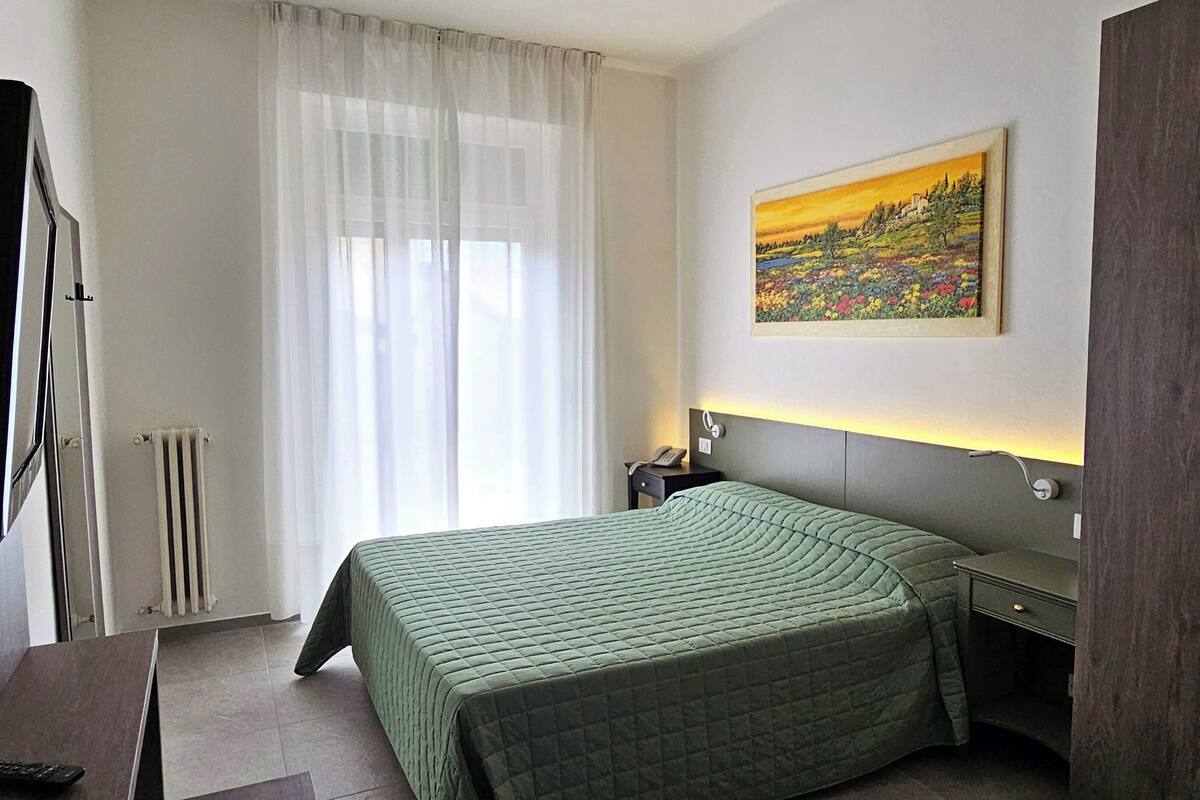 superior double room | in-room safe, cots/infant beds, free wifi