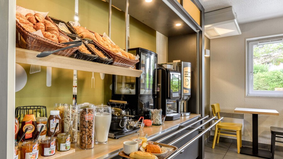 B&B HOTEL Montpellier (1)