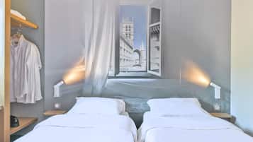 Premium bedding, down duvets, desk, blackout curtains