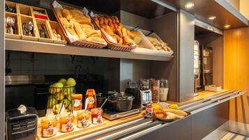 Daily buffet breakfast for a fee