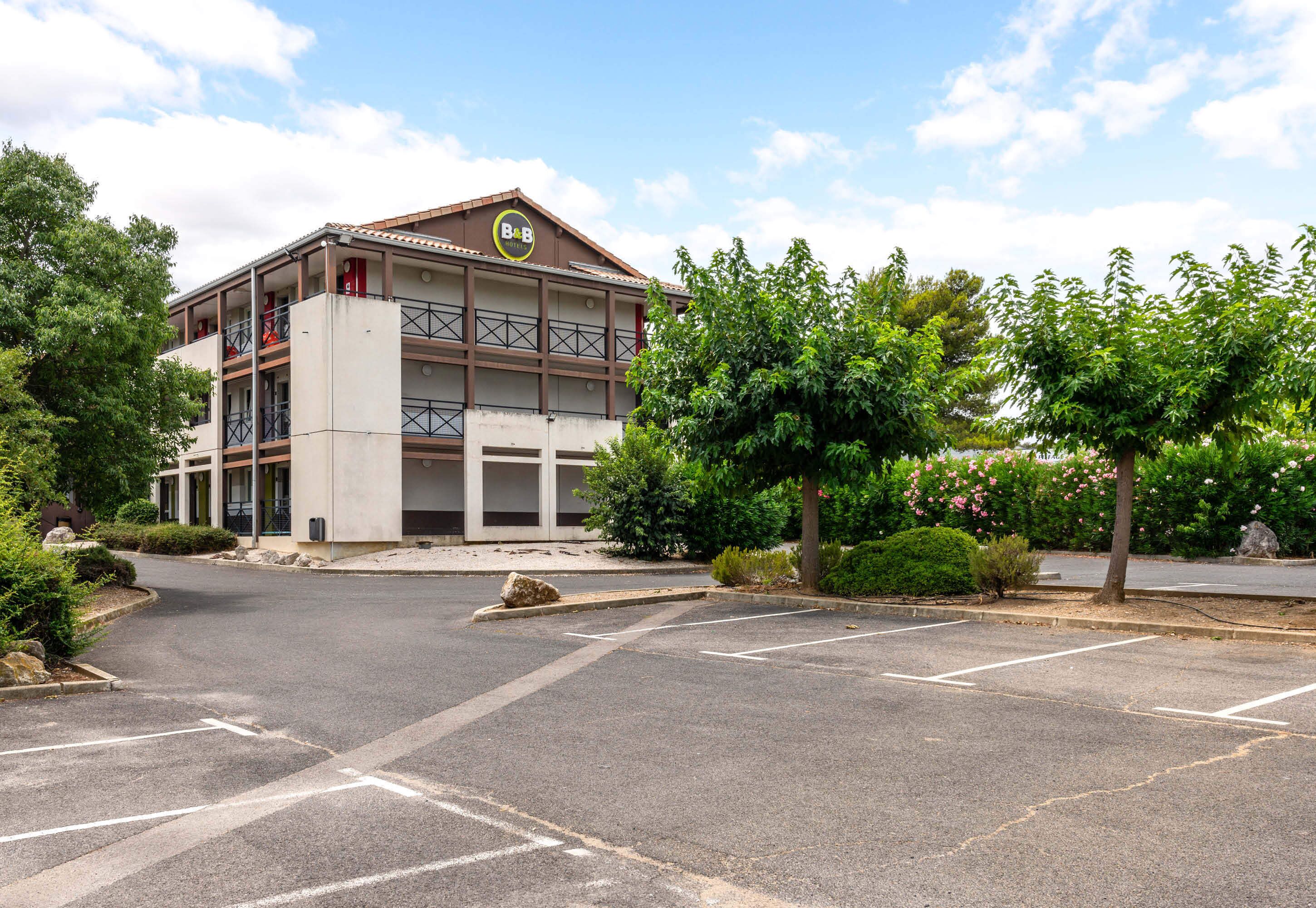 Ubetjent parkering (inkludert)