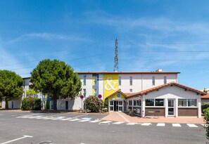 Front of property - B&B HOTEL Narbonne (1) (Narbonne)