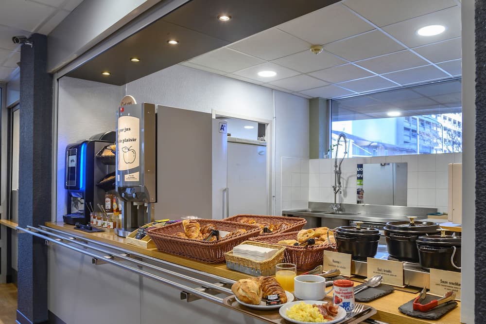 B&B HOTEL Nîmes Centre