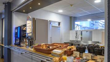 Desayuno buffet todos los días (con cargo)