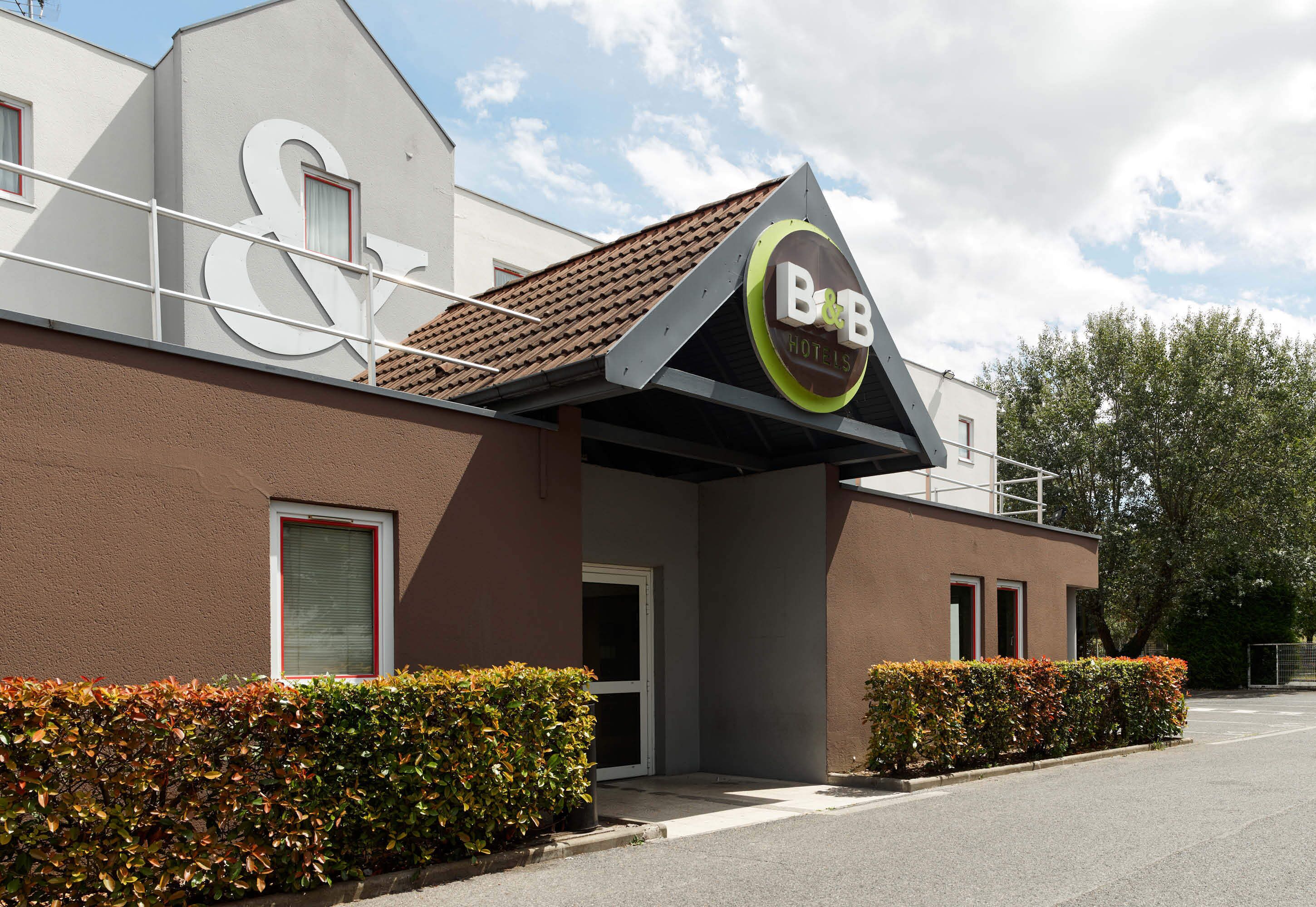 Entrada al alojamiento