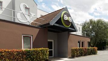 Entrada al alojamiento