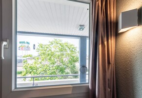 Ropa de cama de alta calidad, cubrecamas y escritorio 