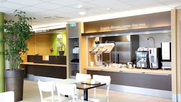 Daily buffet breakfast for a fee