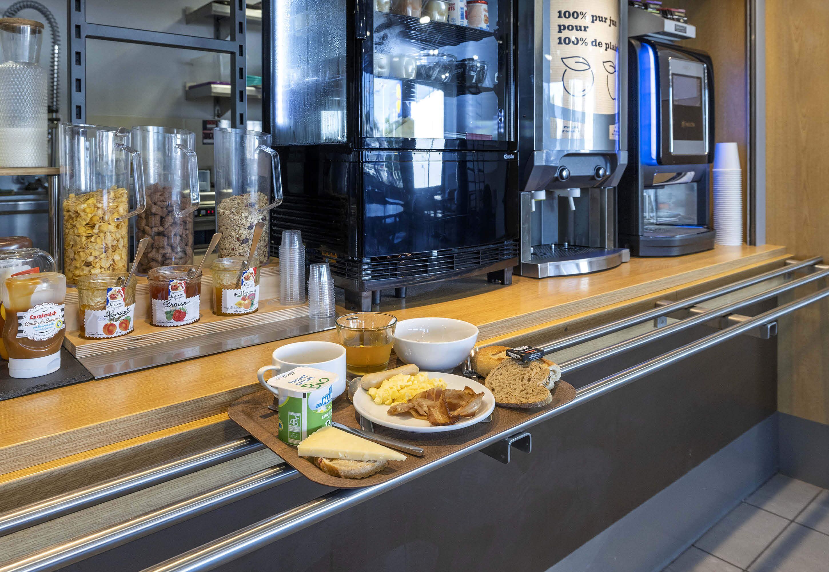 Foto - B&B HOTEL Perpignan Sud Marché International